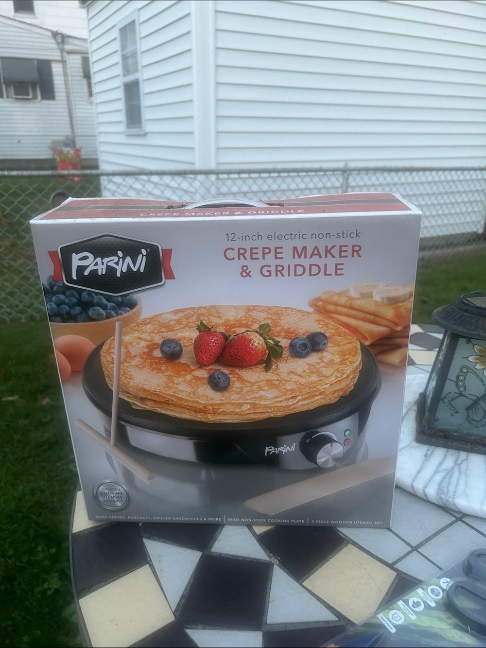 Parini 12-inch Electric Crepe Maker & Griddle in Black